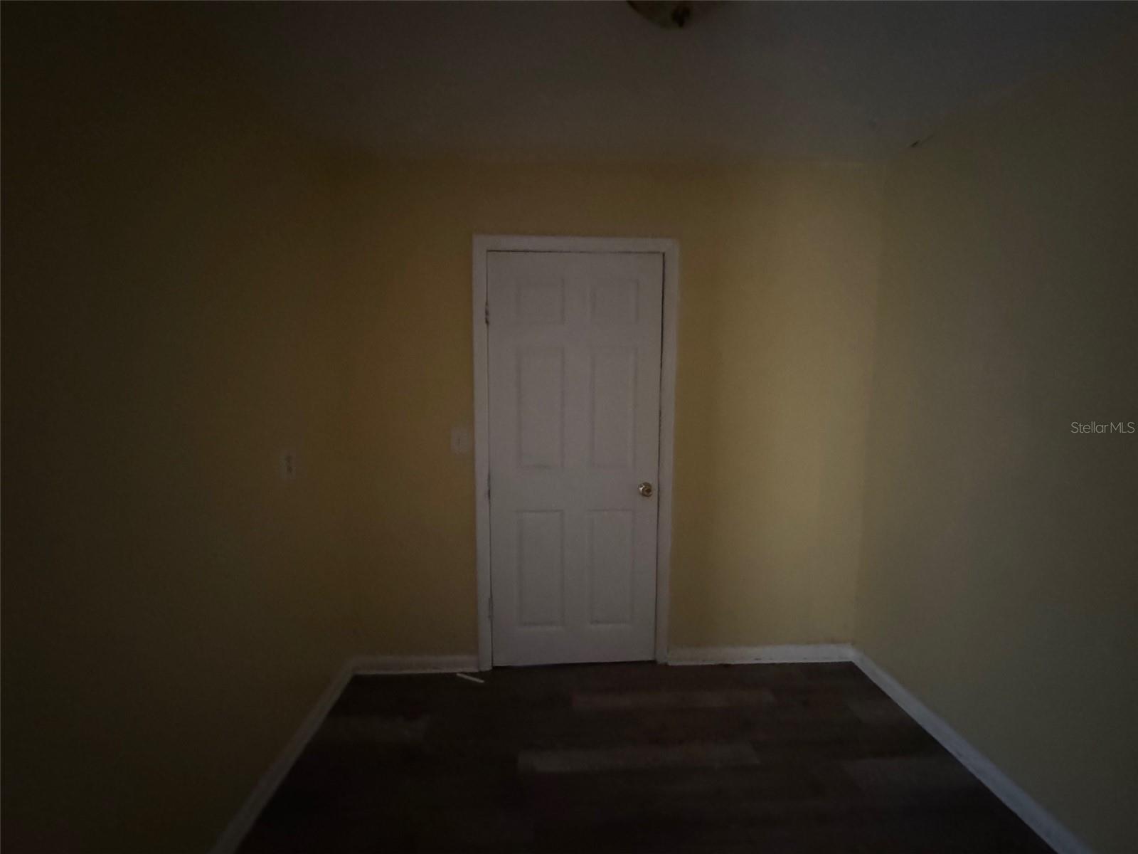 HULINGS SUB TR 05 OAK - Residential Lease