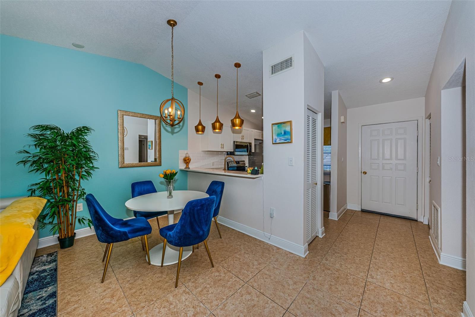 1022 BOWSPRIT LANE 1022