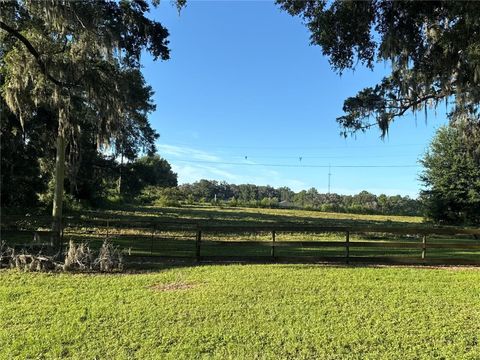 Photo of 12142 SE County 484 Highway, Belleview, FL 34420 (MLS # TB8462894)