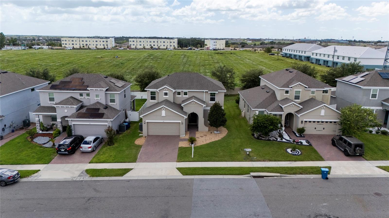 549 SAPPHIRE DRIVE