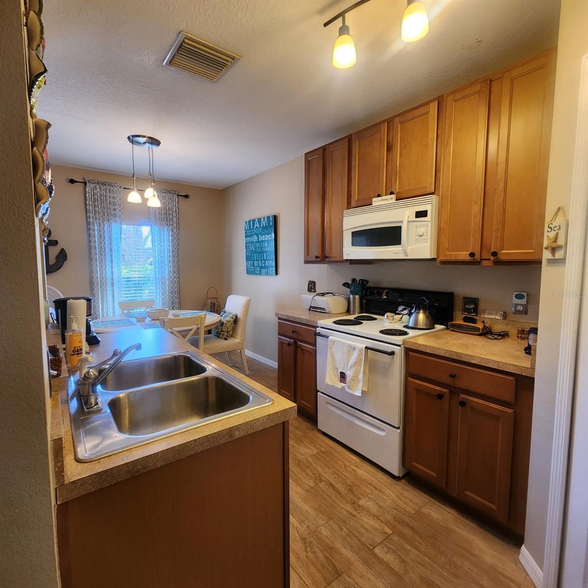 GREENBROOK WALK PH 1 - Residential