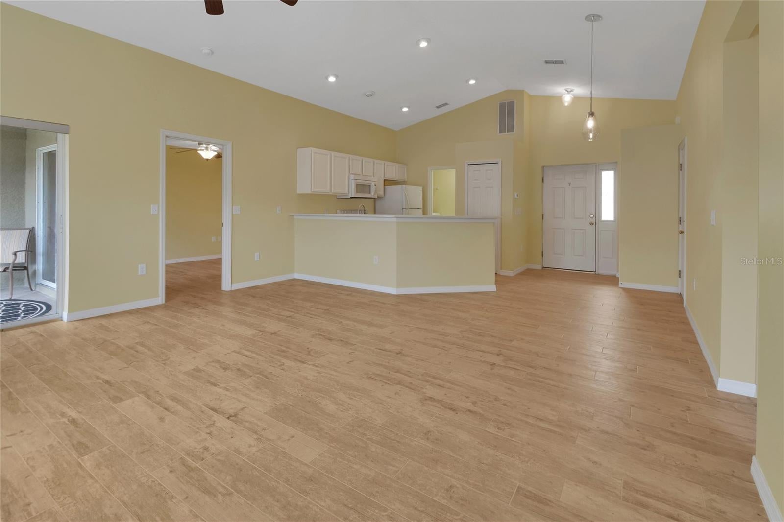 210 PINE BLUFF AVENUE 210