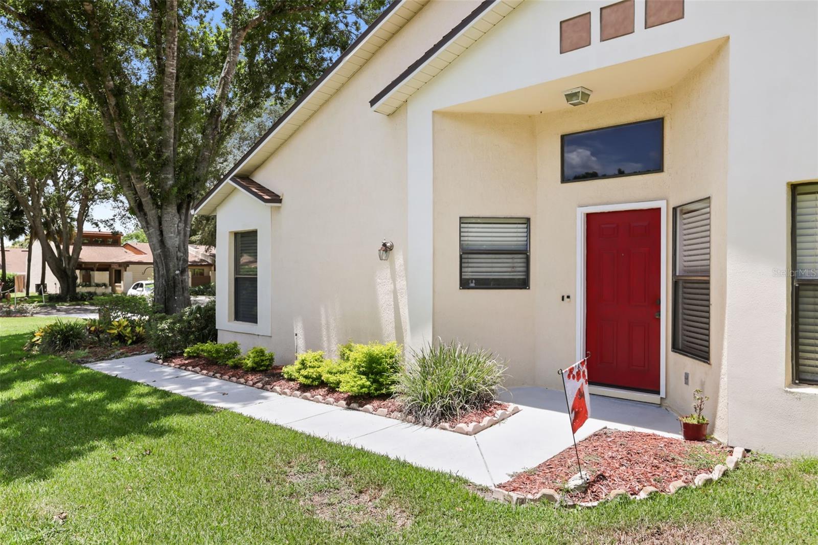 223 HERON STREET
