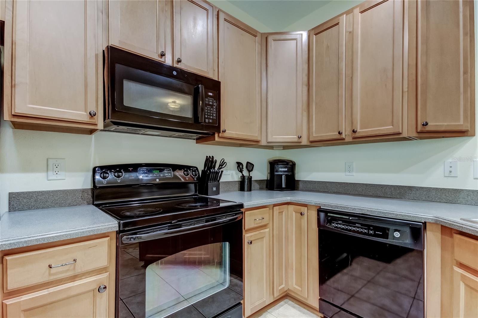 SOUTH HAMPTON - Residential