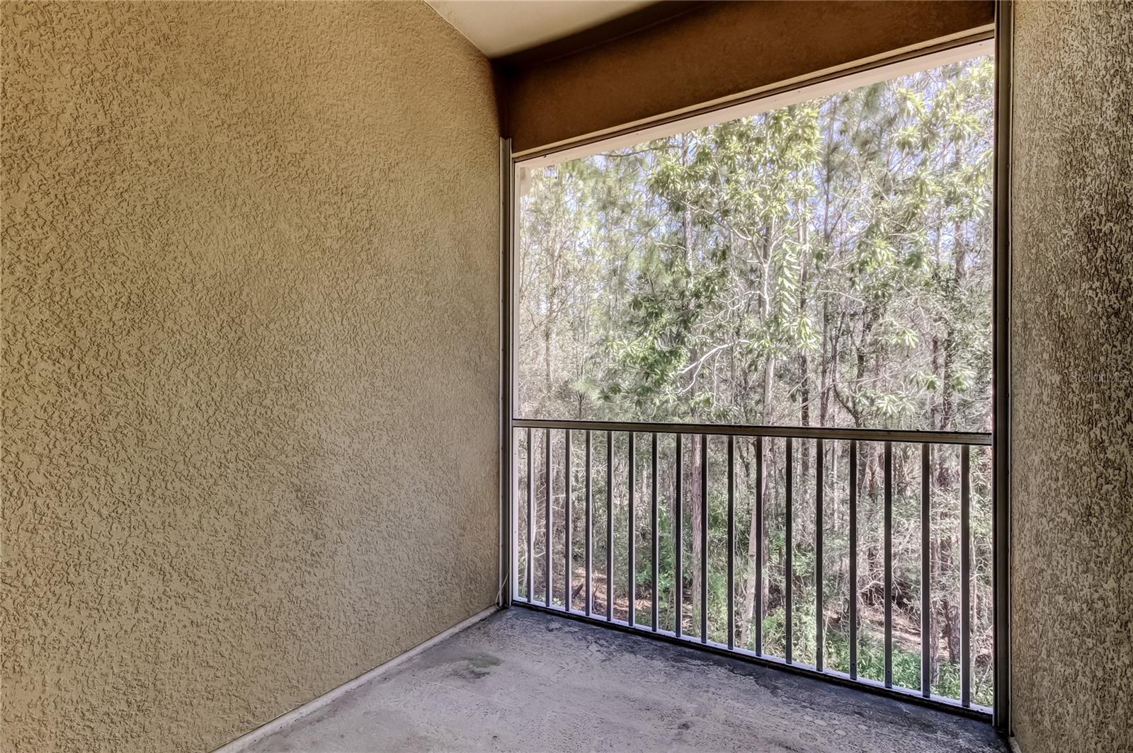 SOUTH HAMPTON - Residential