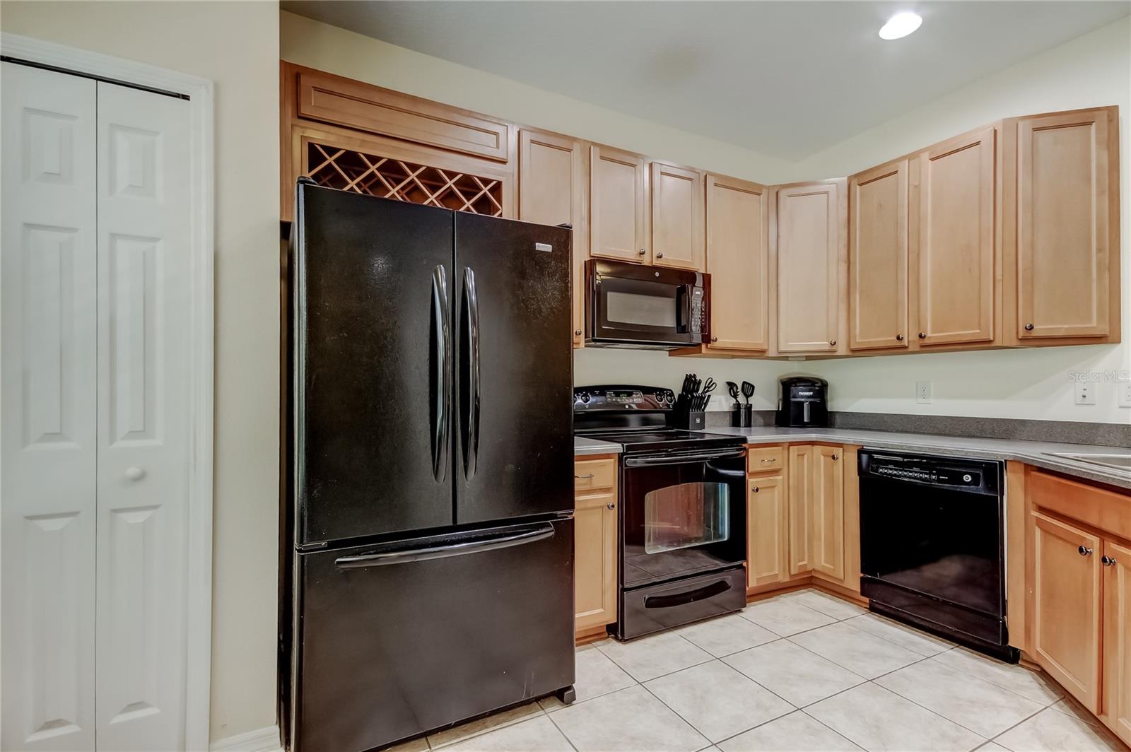 SOUTH HAMPTON - Residential