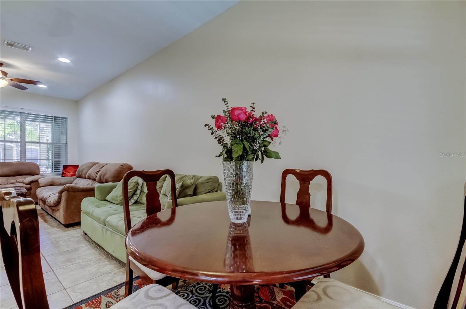 SOUTH HAMPTON - Residential