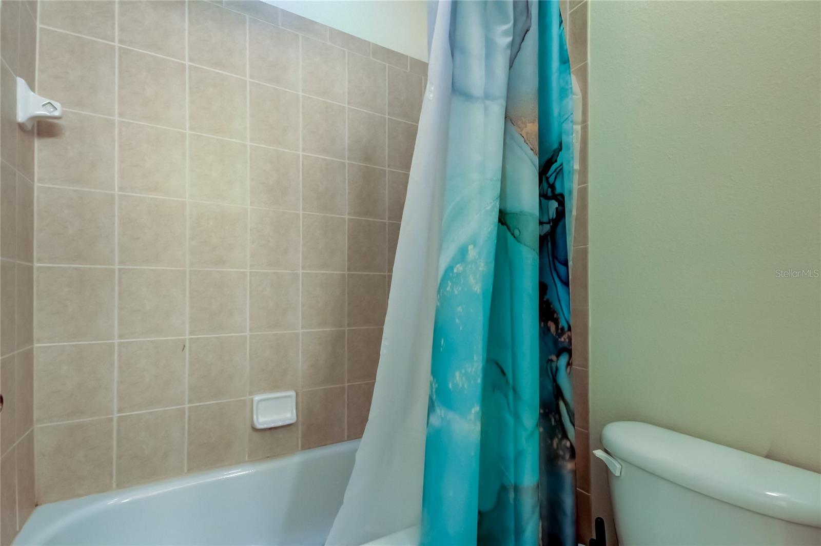 SOUTH HAMPTON - Residential