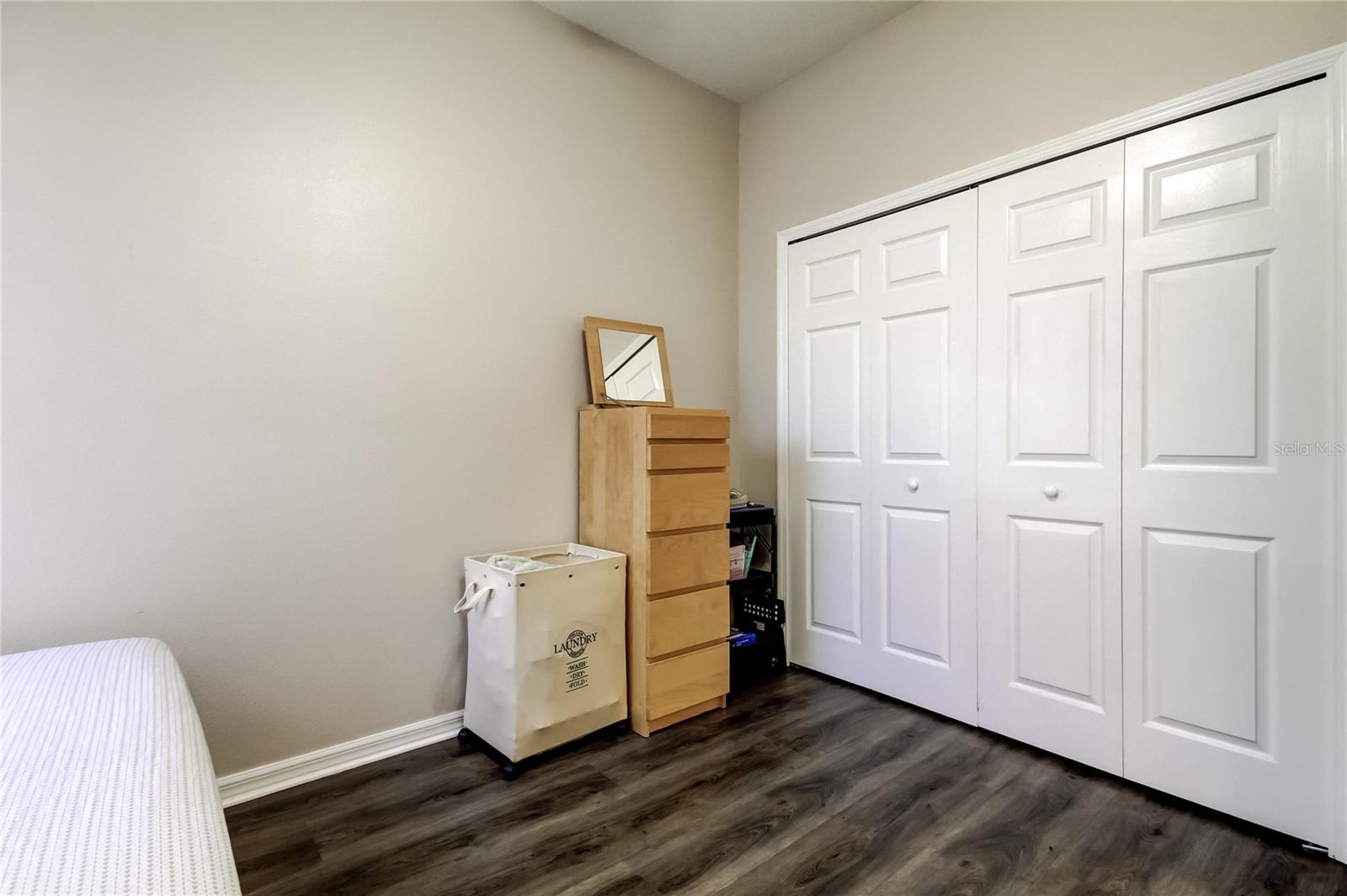 SOUTH HAMPTON - Residential