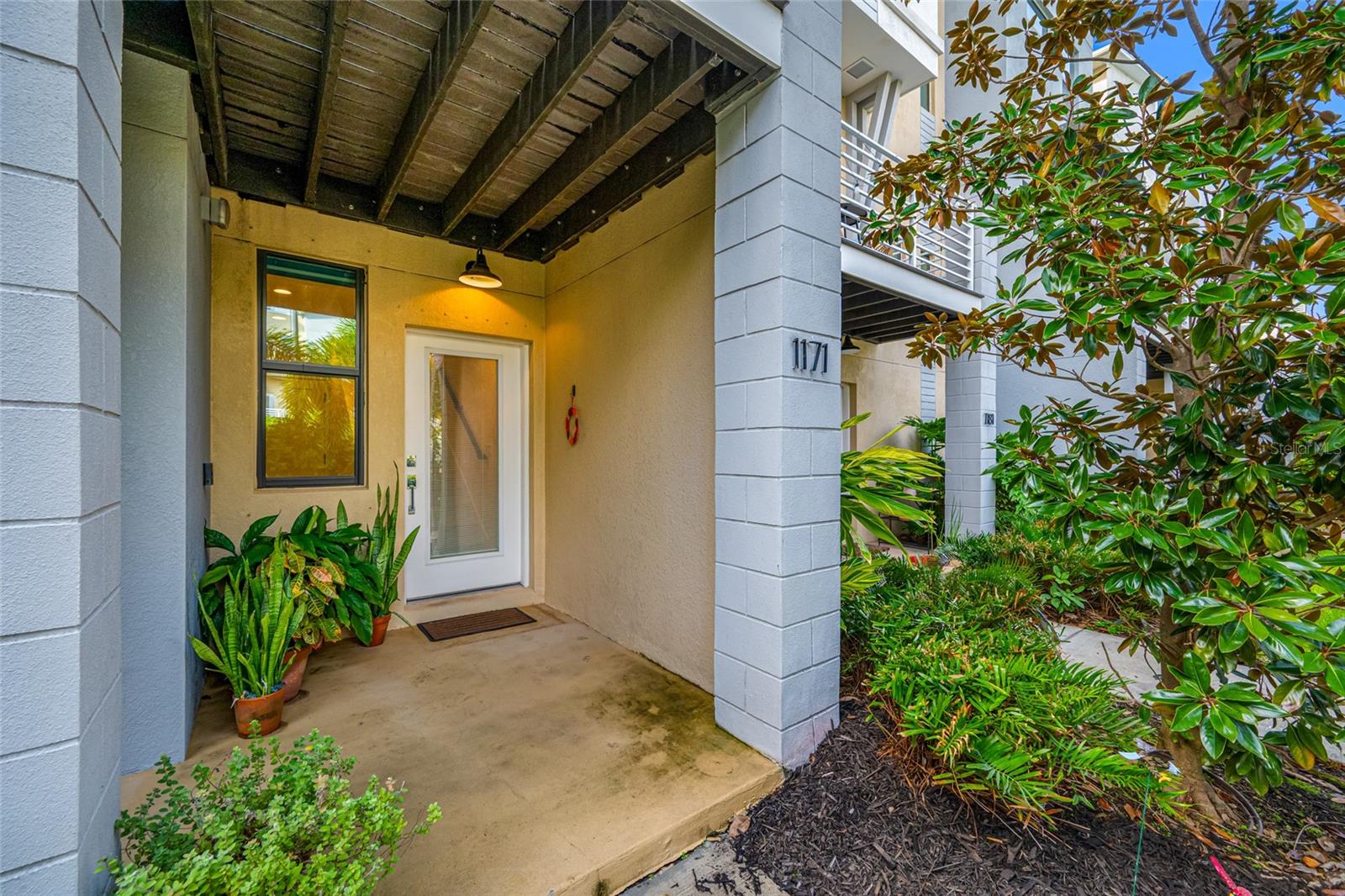 UPTOWN KENWOOD TOWNHOMES - Residential Lease