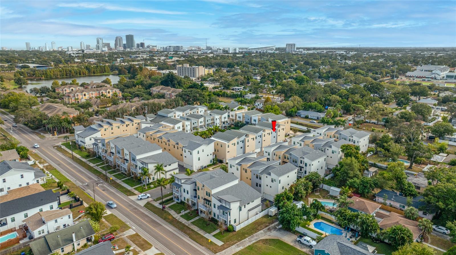 UPTOWN KENWOOD TOWNHOMES - Residential Lease