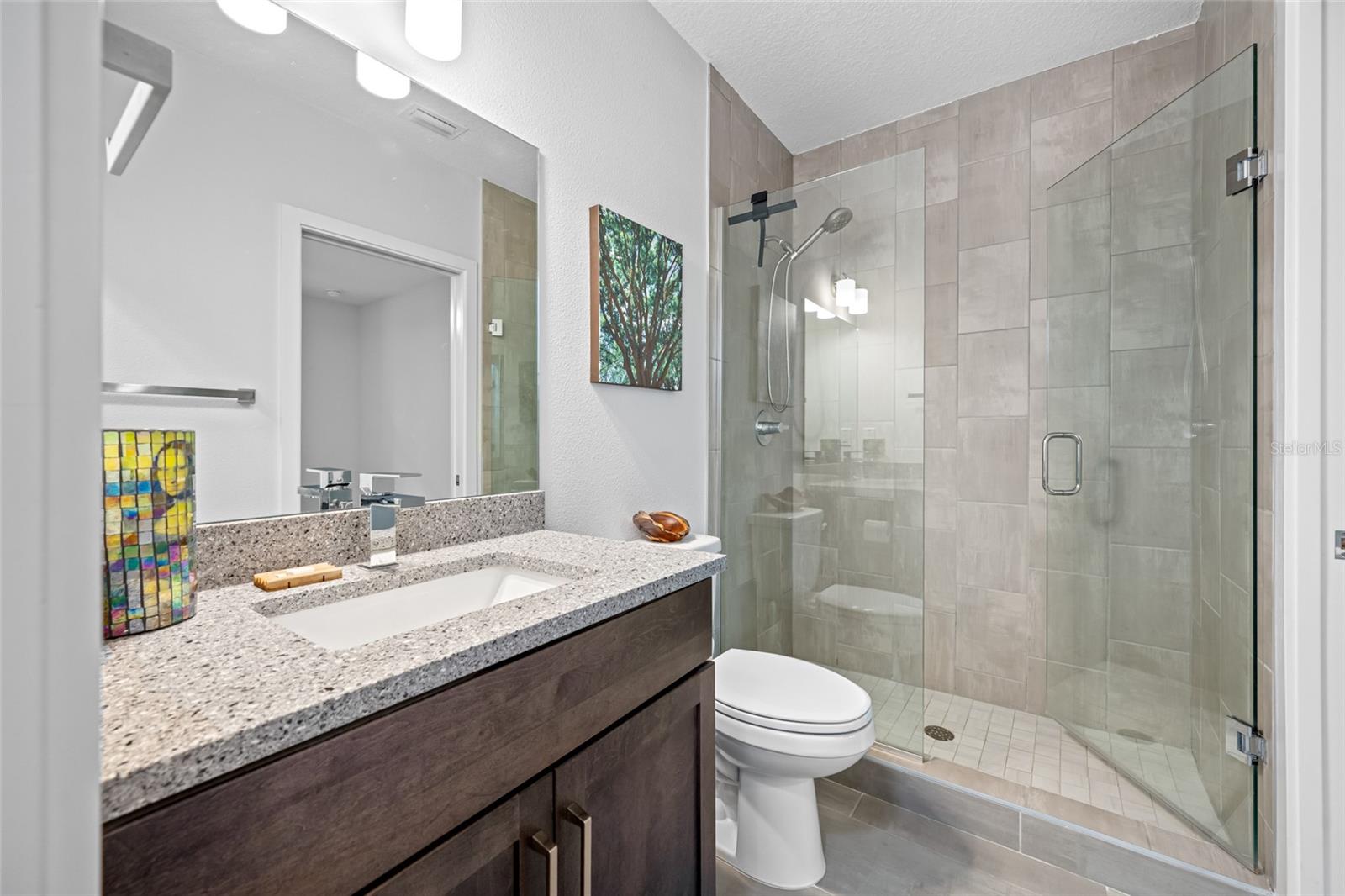 UPTOWN KENWOOD TOWNHOMES - Residential Lease