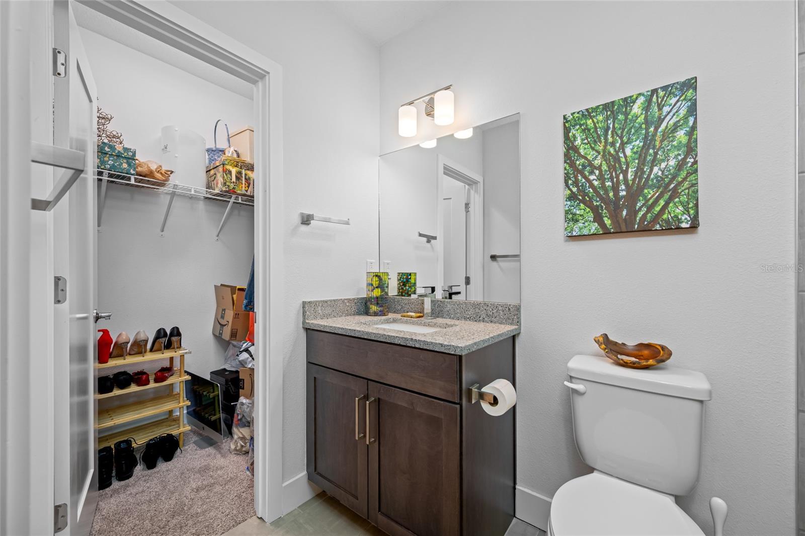 UPTOWN KENWOOD TOWNHOMES - Residential Lease