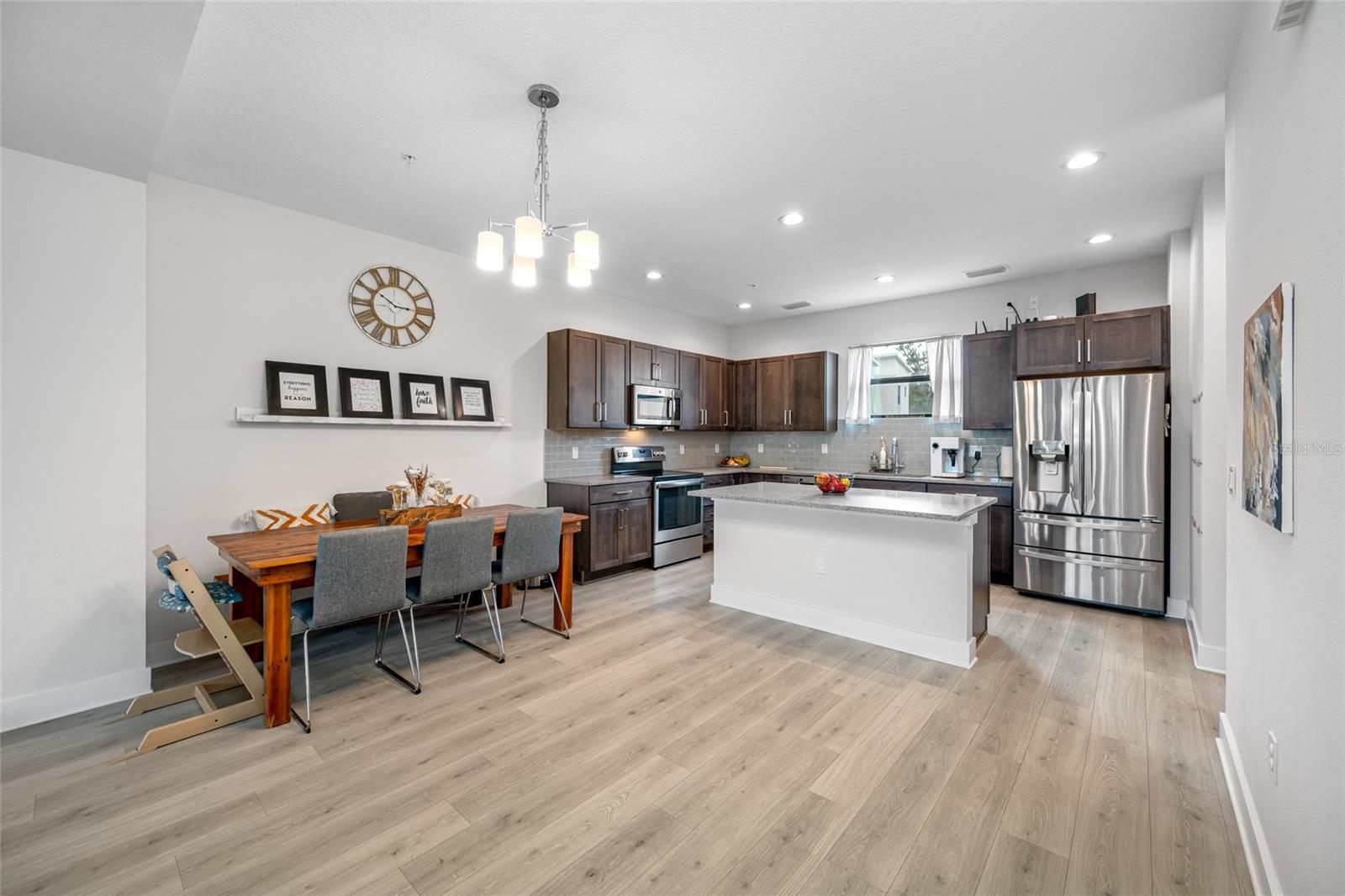 UPTOWN KENWOOD TOWNHOMES - Residential Lease