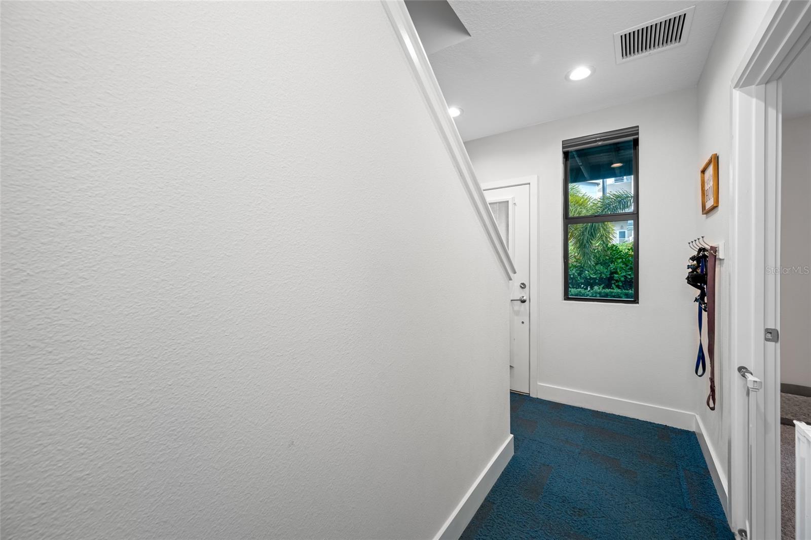 UPTOWN KENWOOD TOWNHOMES - Residential Lease