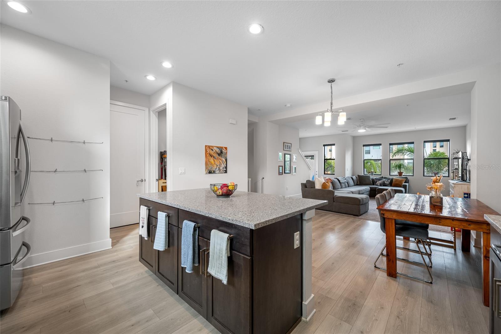 UPTOWN KENWOOD TOWNHOMES - Residential Lease