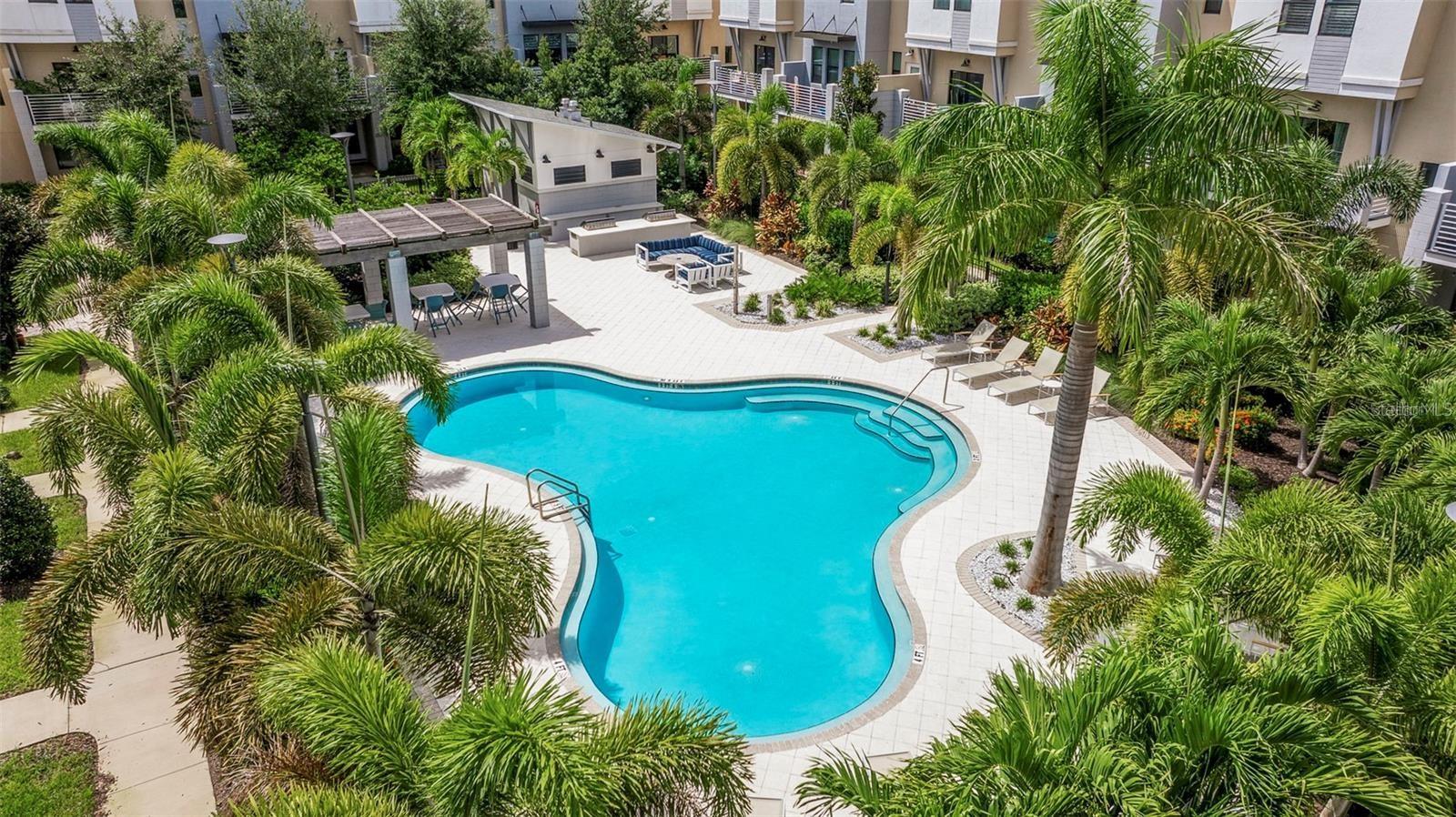 UPTOWN KENWOOD TOWNHOMES - Residential Lease
