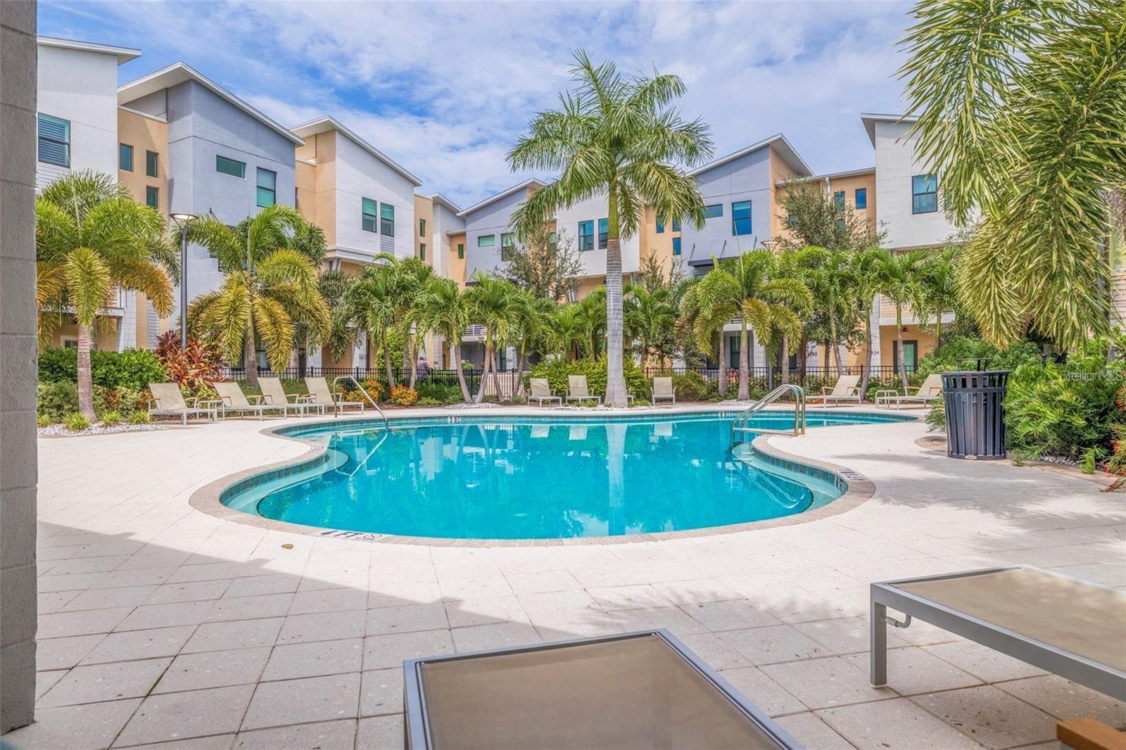 UPTOWN KENWOOD TOWNHOMES - Residential Lease