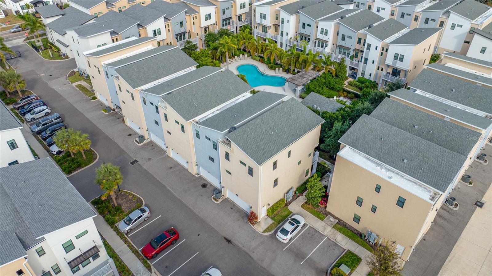 UPTOWN KENWOOD TOWNHOMES - Residential Lease