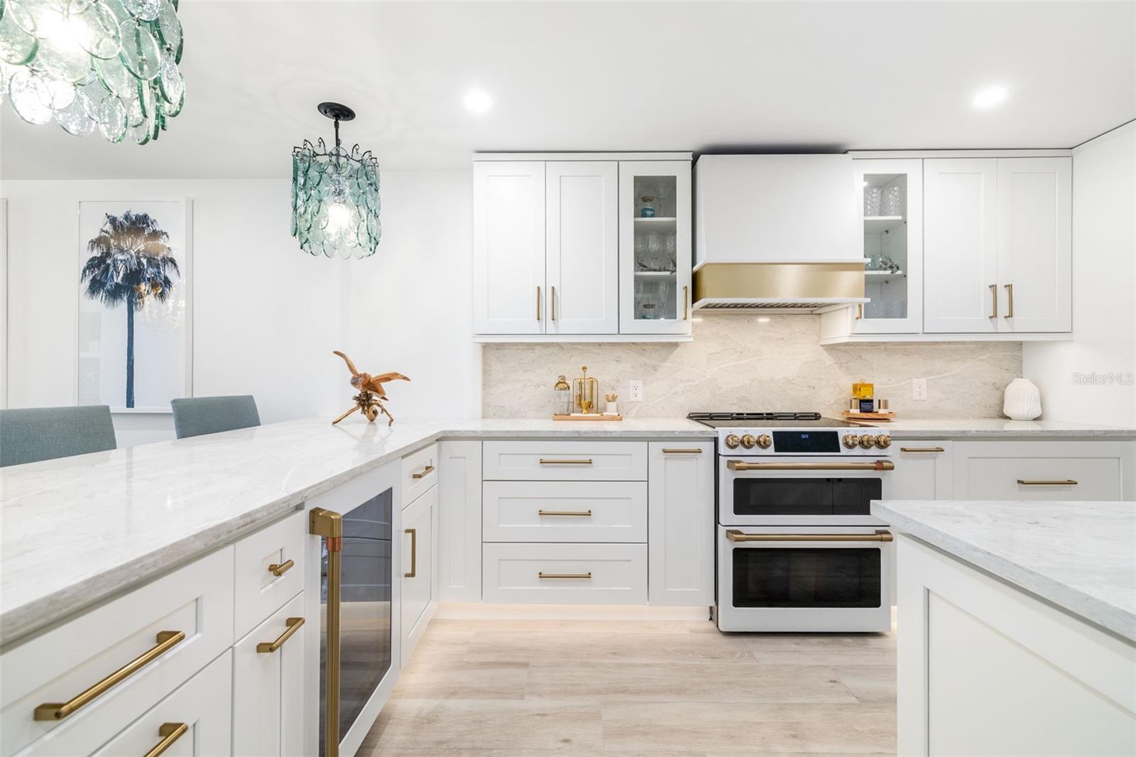 WHISPERING SANDS SEC 7 - Residential Lease