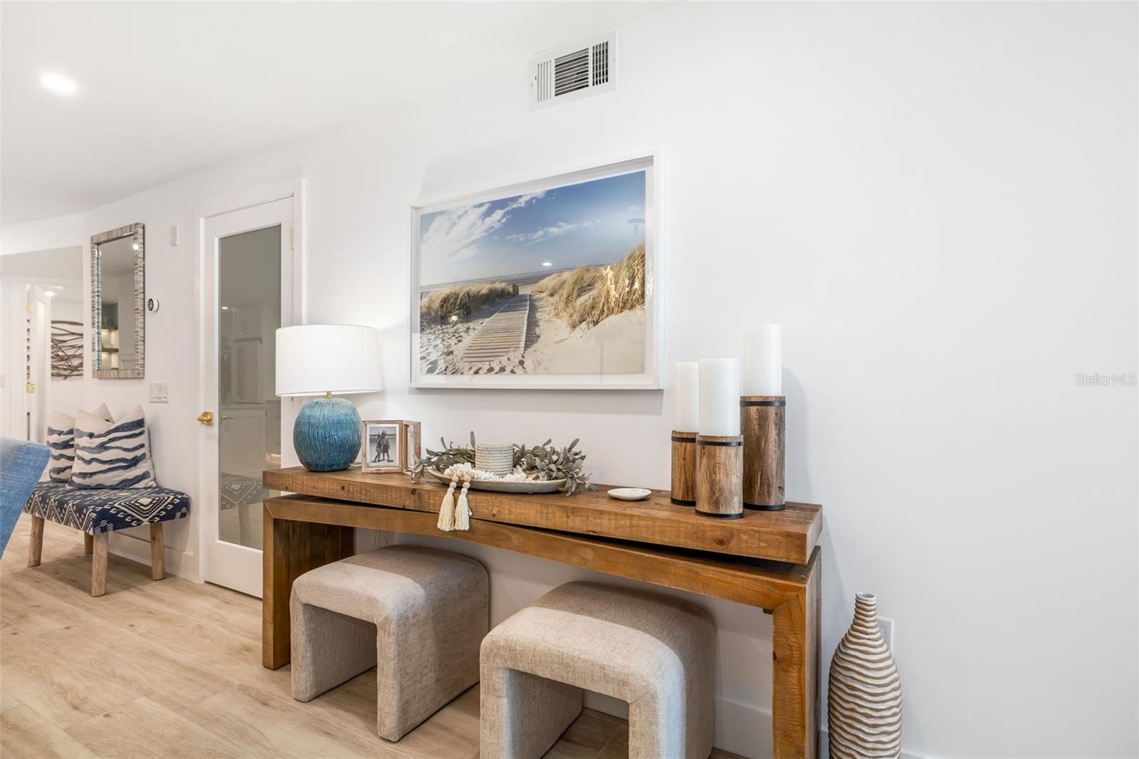 WHISPERING SANDS SEC 7 - Residential Lease