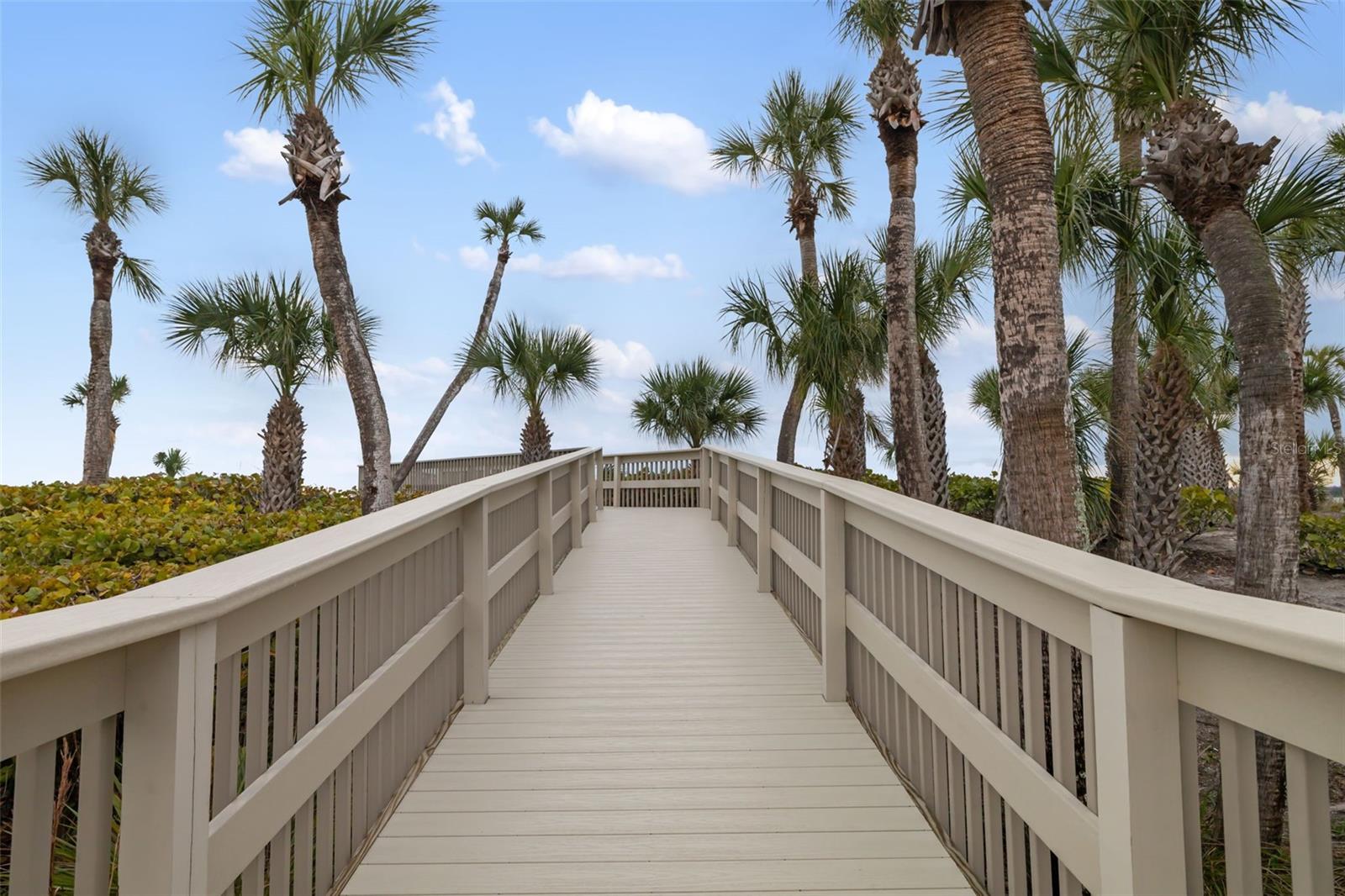 WHISPERING SANDS SEC 7 - Residential Lease