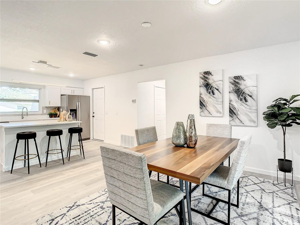 Photo of 2642 Brookside Court, Maitland, FL 32751 (MLS # O6403669)