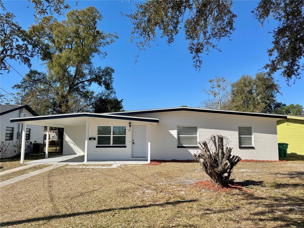 Photo of 608 Doby Avenue, Orlando, FL 32805 (MLS # O6379664)