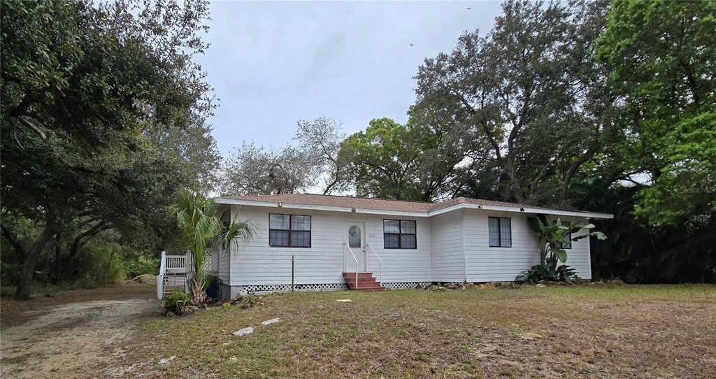 Photo of 1652 Lake Avenue, Lehigh Acres, FL 33972 (MLS # S5142996)
