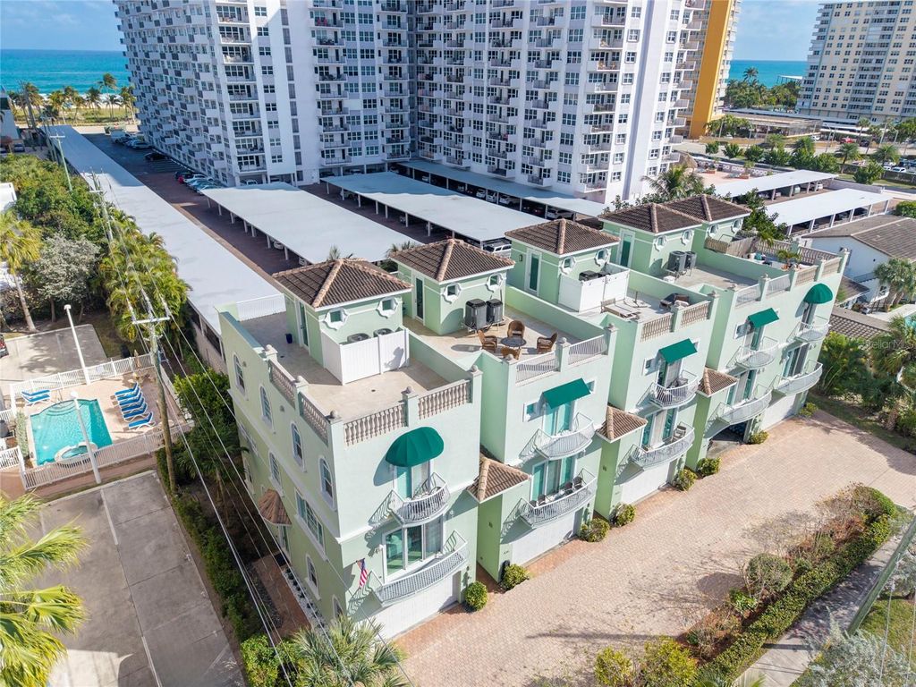 Photo of 430 Sunset Drive, Pompano Beach, FL 33062 (MLS # O6378912)