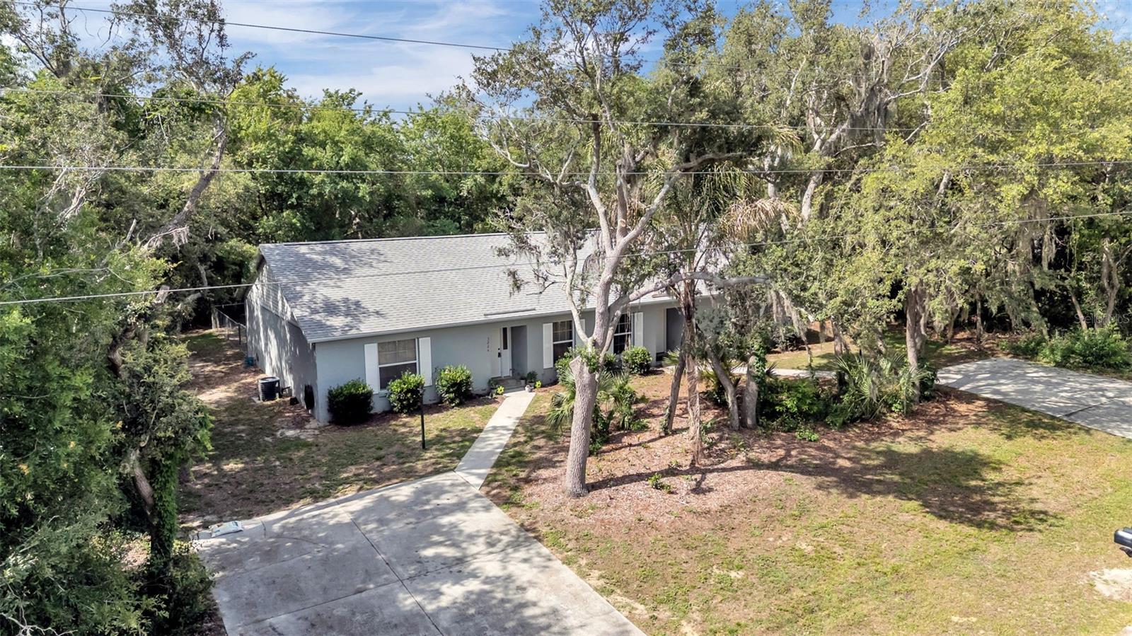 3220 COURTNEY DRIVE