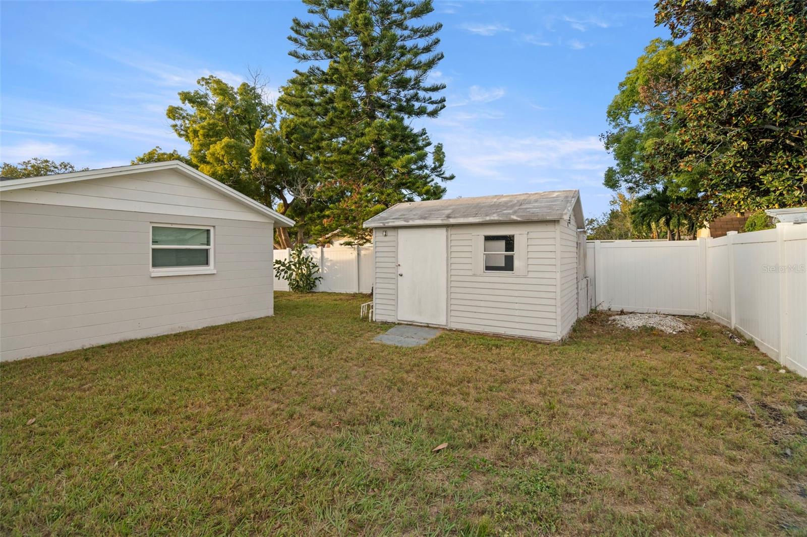 RIDGE PARK ESTATE - Residential