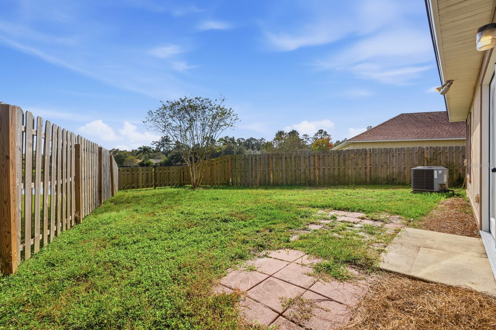 SAMARA LAKES - Residential