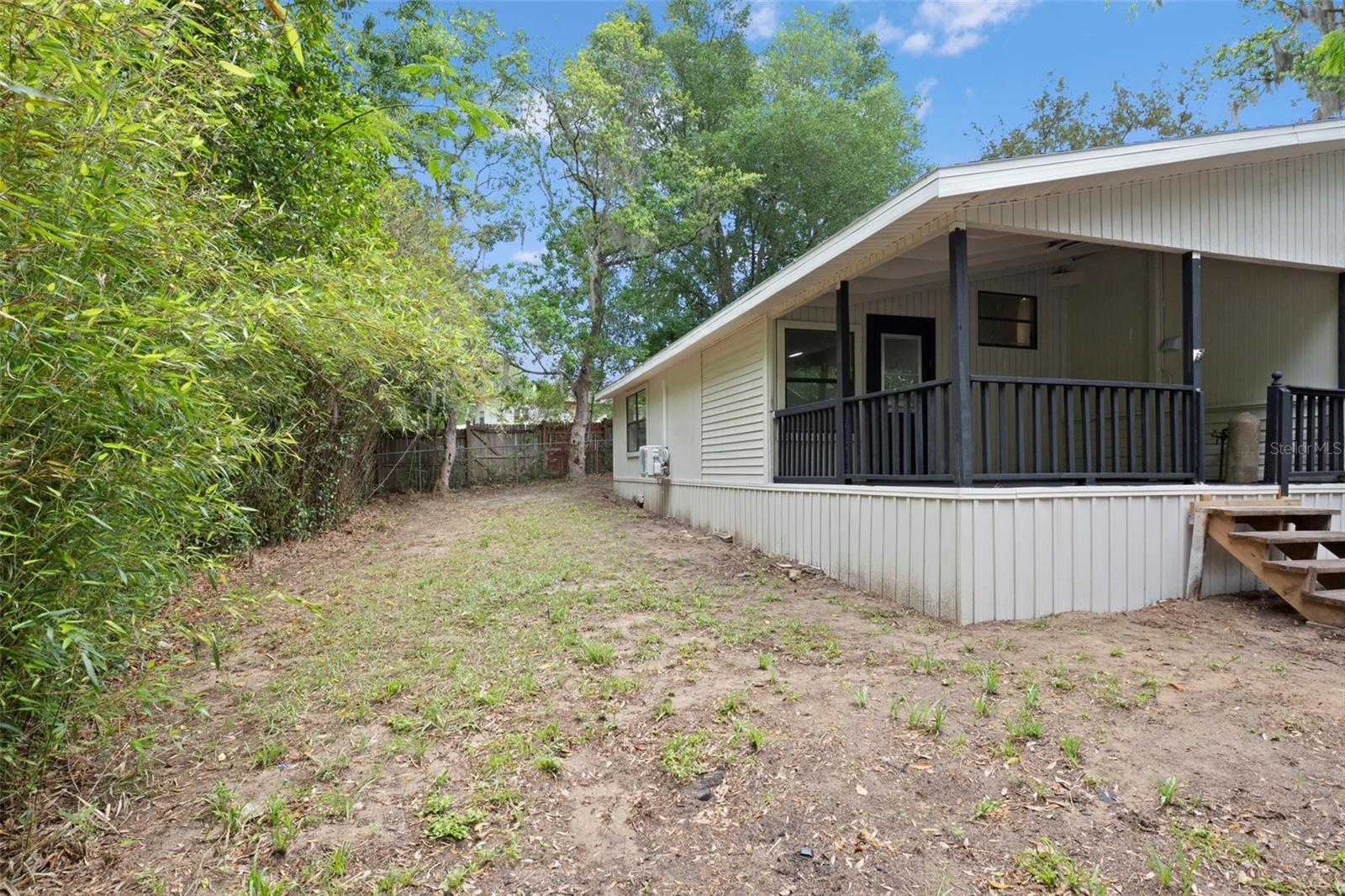 PINE LAKE - Residential