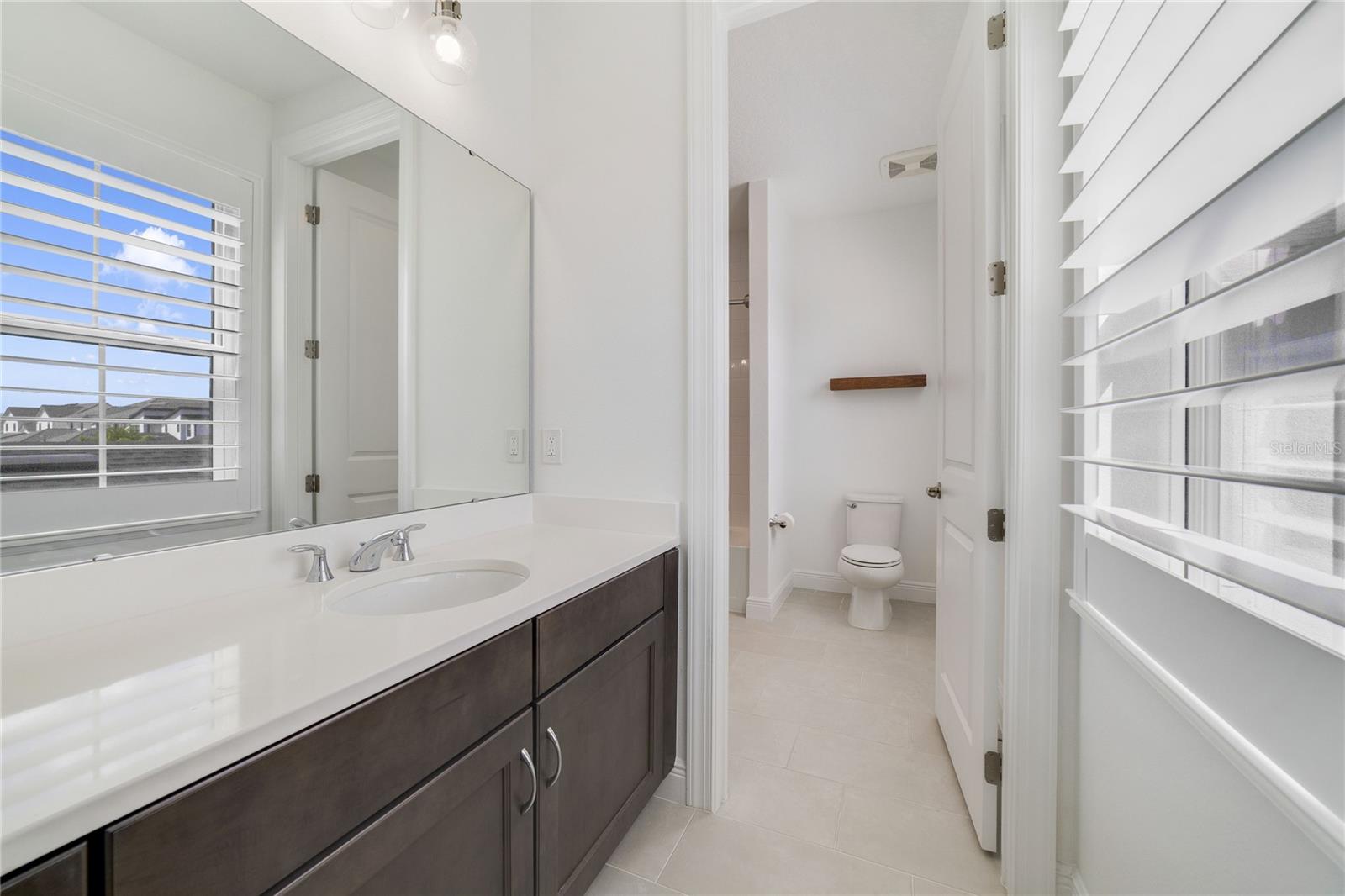 LAUREL POINTE PH 1 - Residential