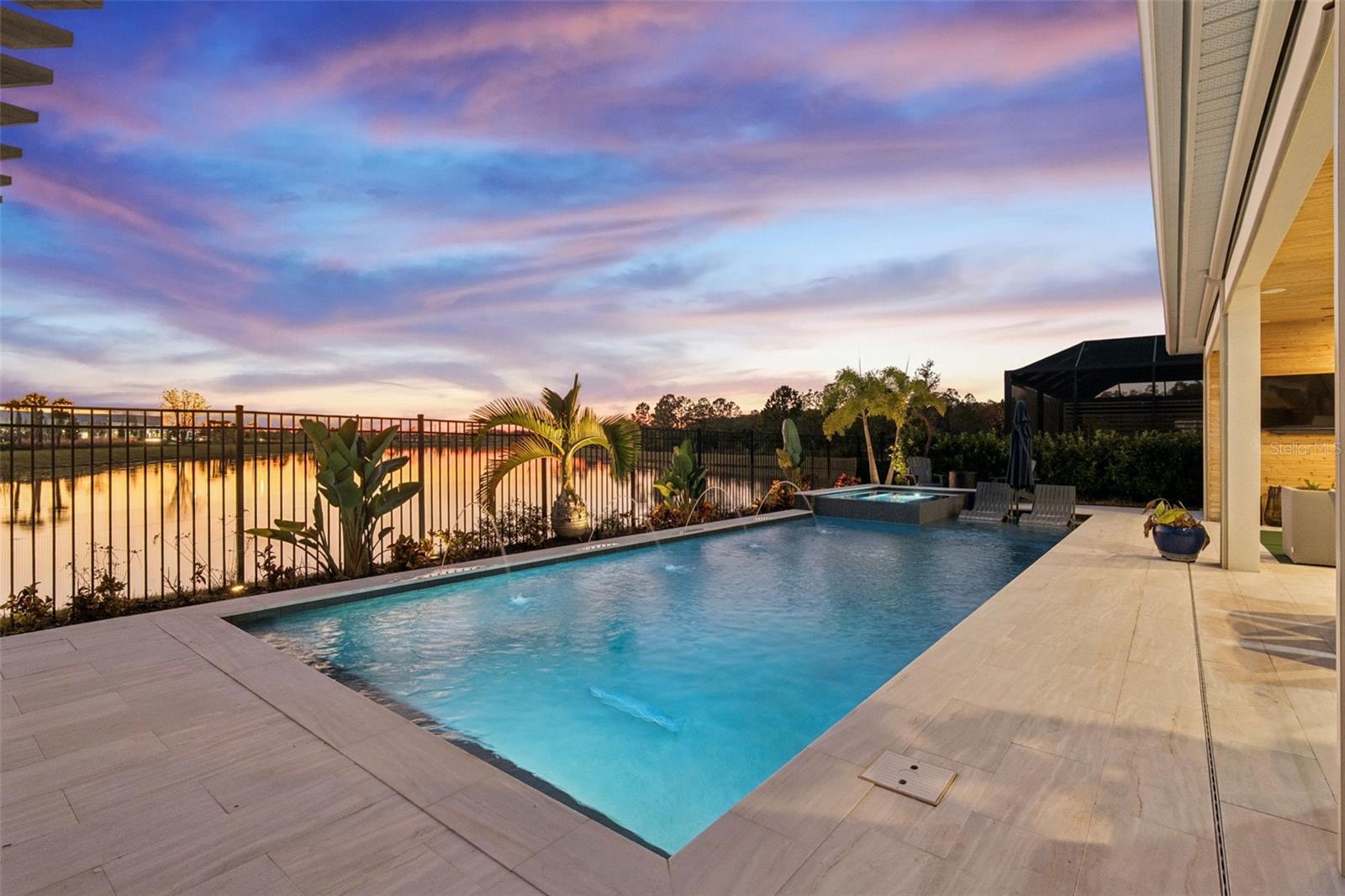 LAUREL POINTE PH 1 - Residential