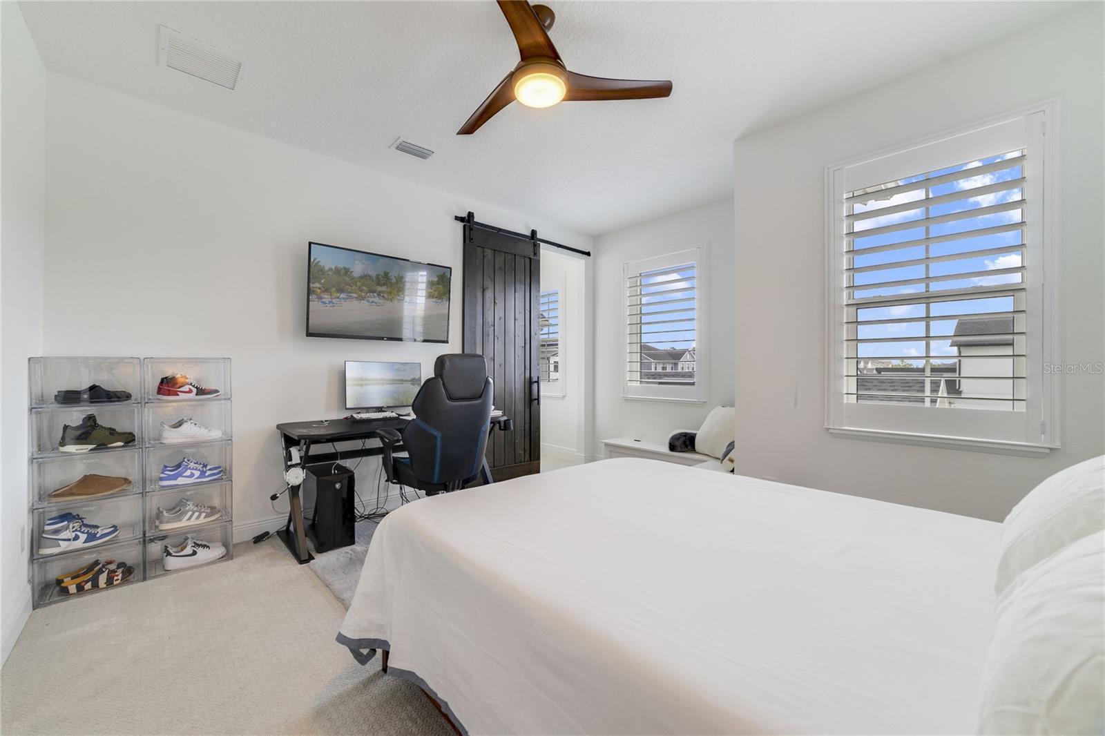 LAUREL POINTE PH 1 - Residential