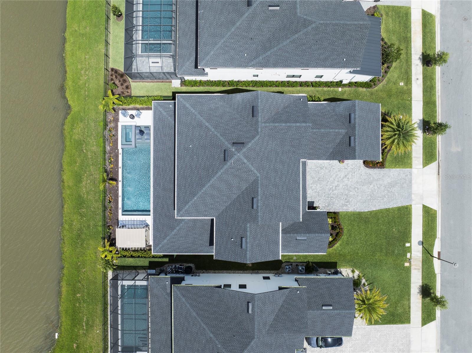 LAUREL POINTE PH 1 - Residential