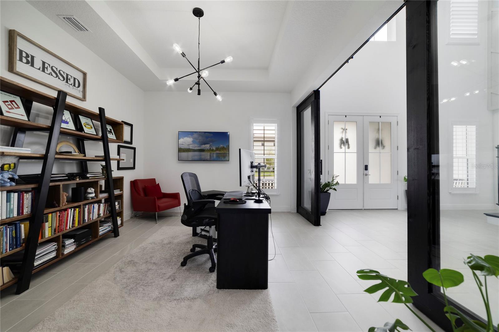 LAUREL POINTE PH 1 - Residential