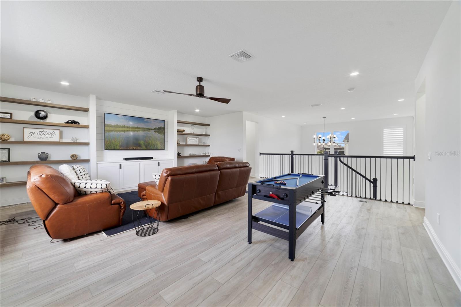 LAUREL POINTE PH 1 - Residential