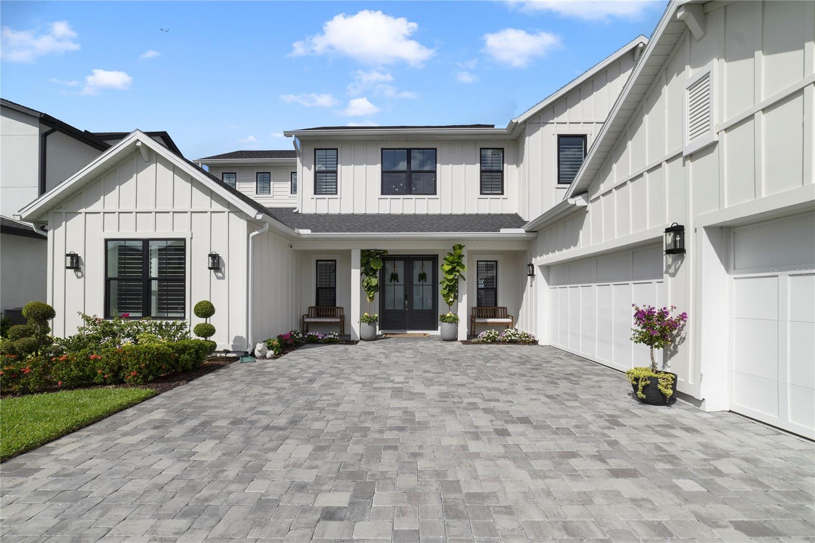 LAUREL POINTE PH 1 - Residential