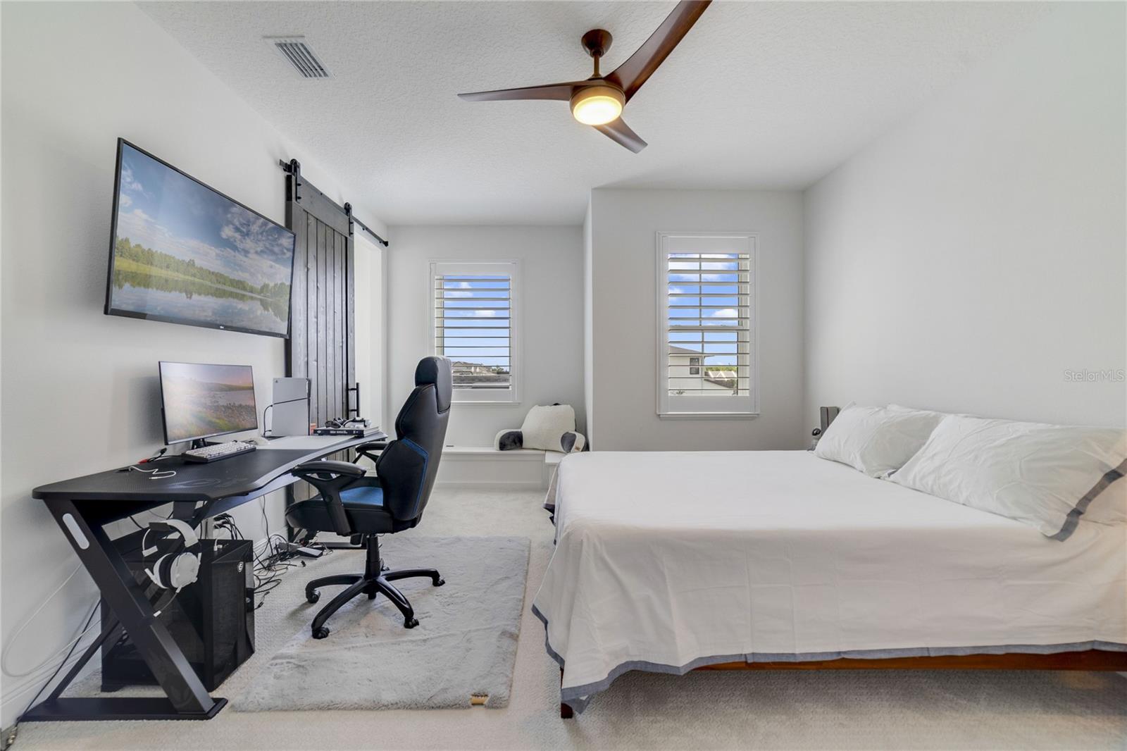 LAUREL POINTE PH 1 - Residential