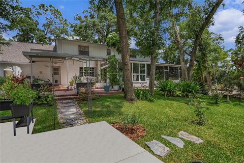 A home in LONGWOOD