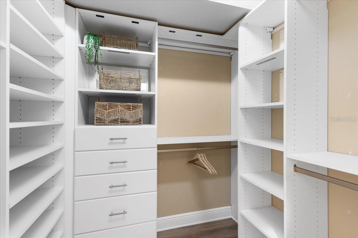 LAKEWOOD RANCH COUNTRY CLUB VILLAGE - Residential