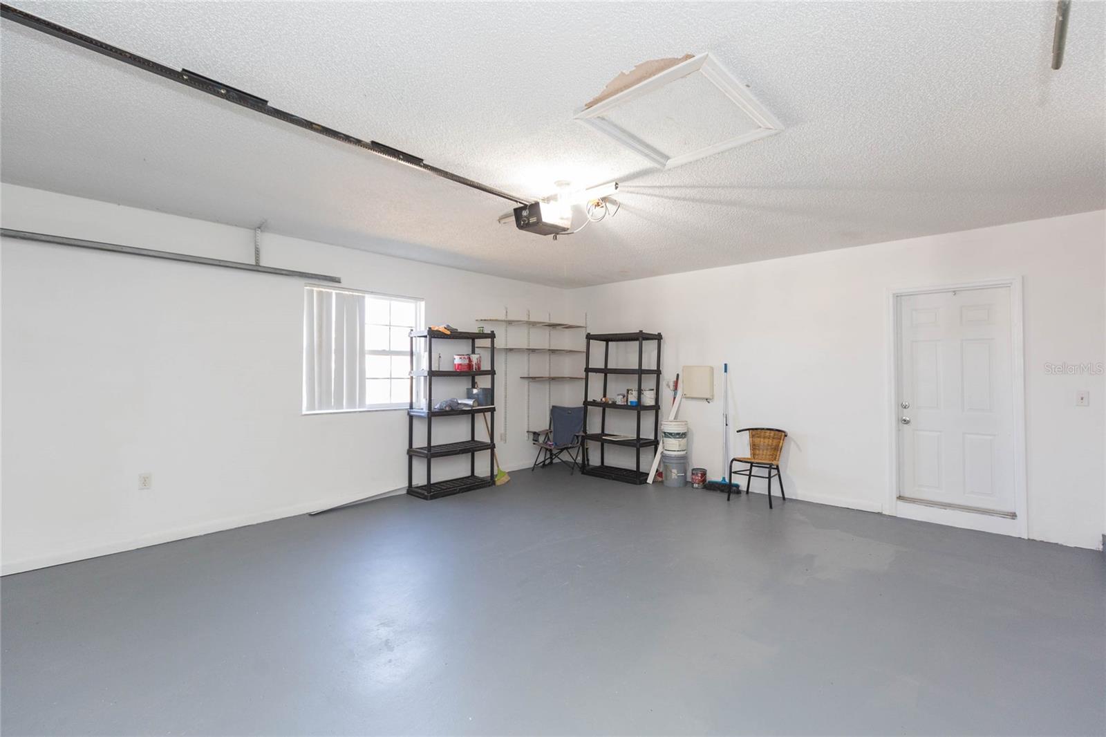 WOODBERY ESTATES - Residential Lease