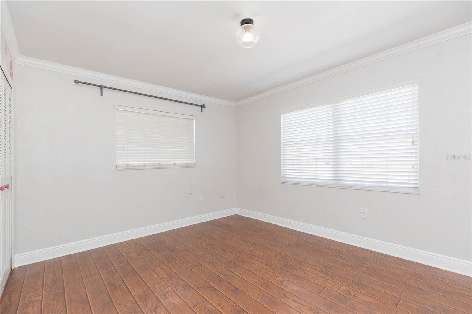 WOODBERY ESTATES - Residential Lease