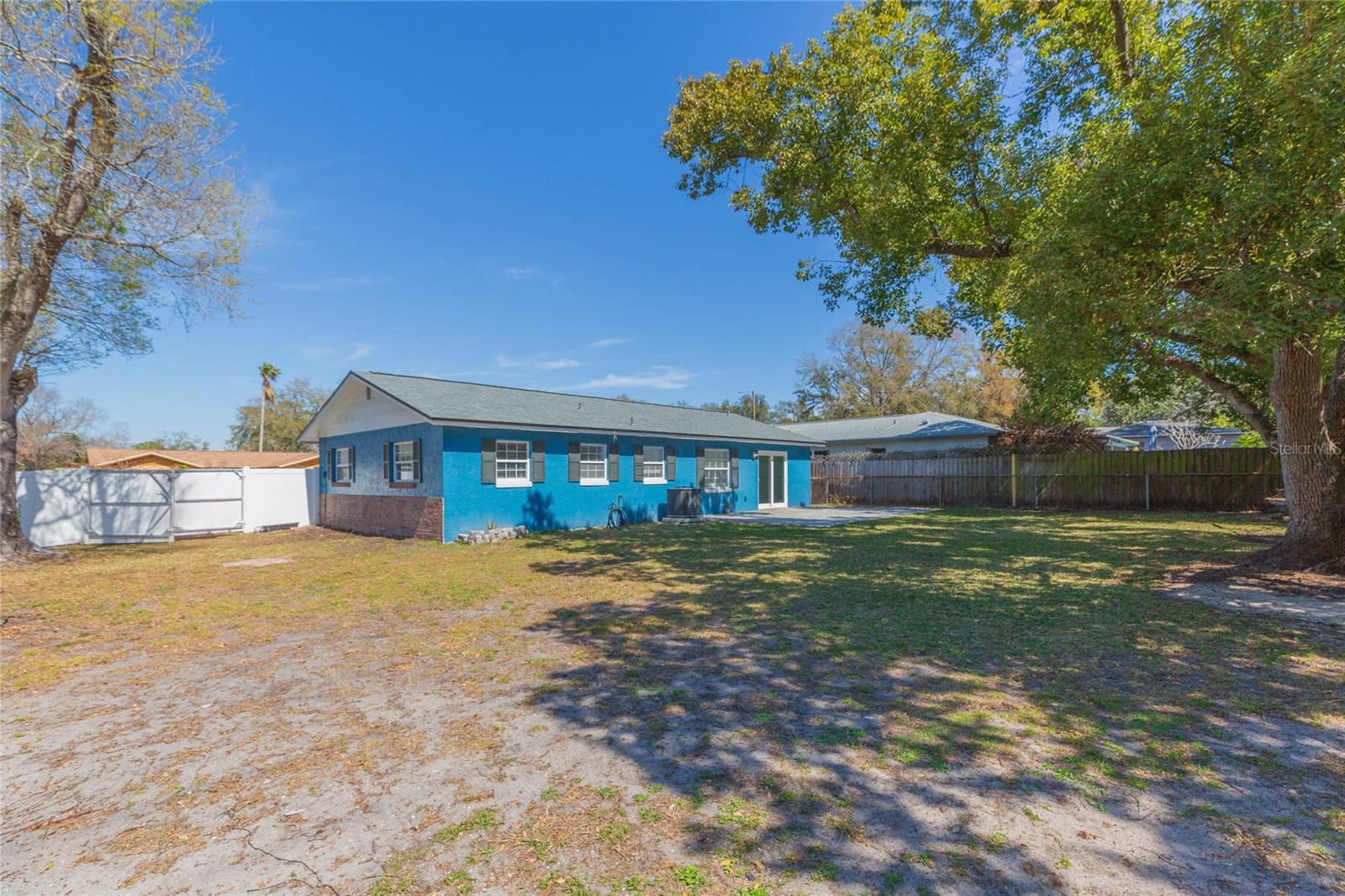 WOODBERY ESTATES - Residential Lease