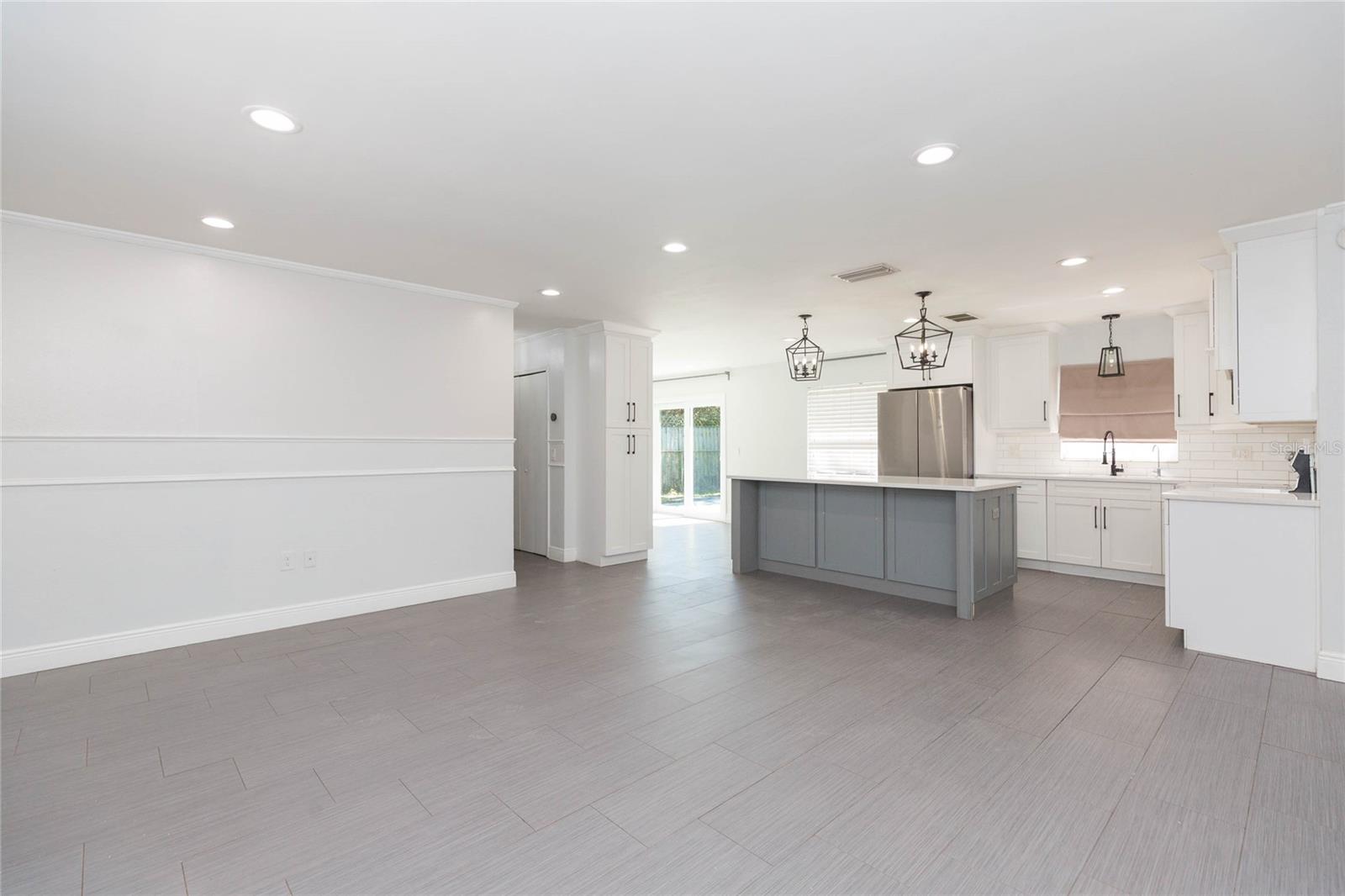 WOODBERY ESTATES - Residential Lease