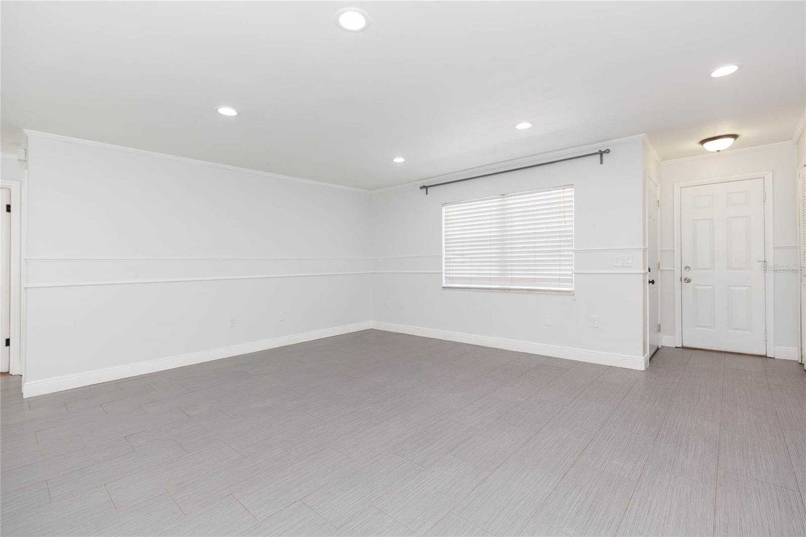 WOODBERY ESTATES - Residential Lease