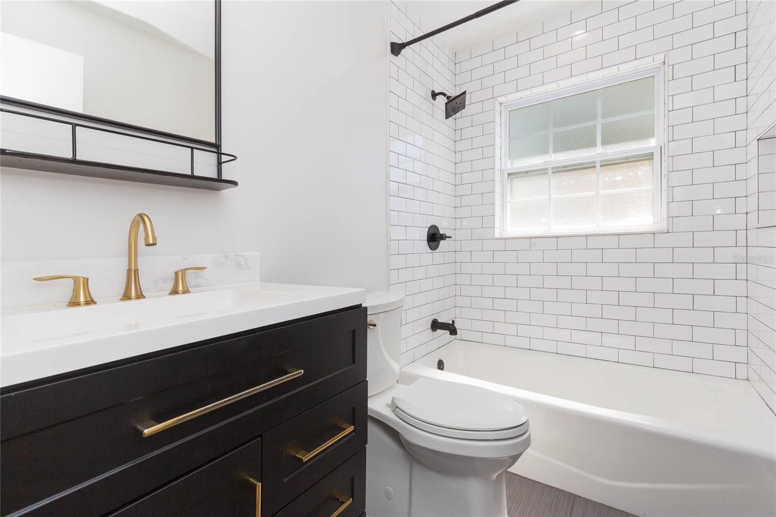 WOODBERY ESTATES - Residential Lease